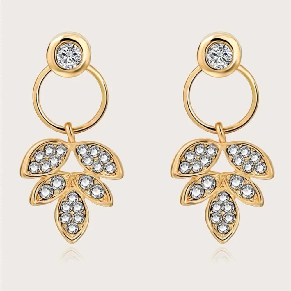 7/$30 Gold EARRINGS - Picture 2 of 8